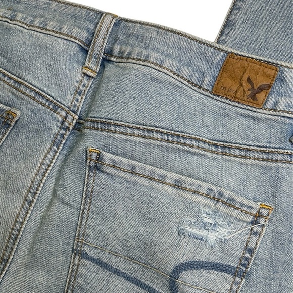 American Eagle Light Distressed Blue Skinny Jeans, EUC, size 6 - Picture 4 of 4